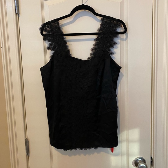 Elie Tahari Nickolet elegant, absolutely beautiful on 💕 - Picture 4 of 6